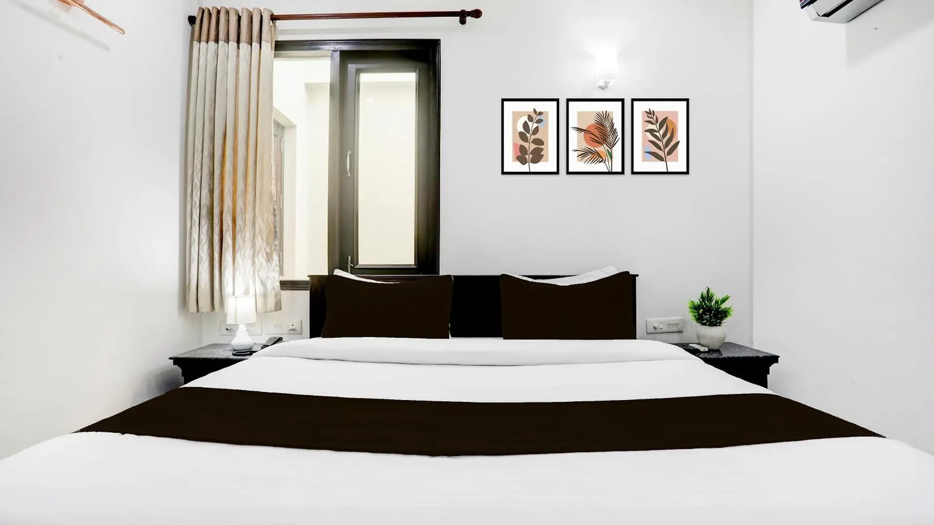 ***  Hotel O Taj Wonder Inn Agra  Hindistan